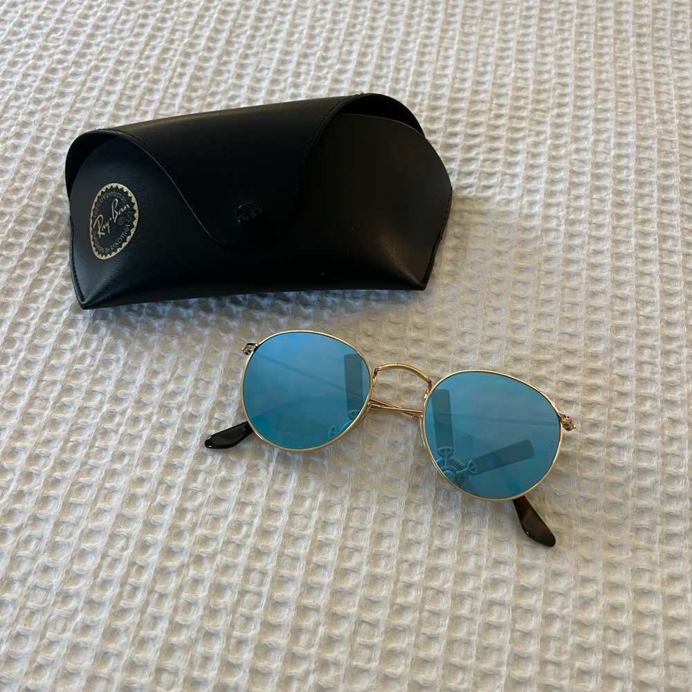 Ray-Ban Round Sunglasses